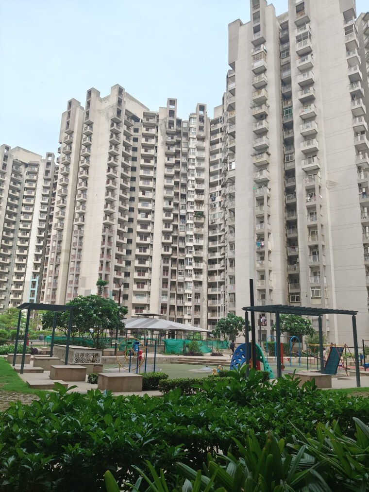 Exterior View, shri-radha-sky-gardens 3 Bedroom 1465 Sq.Ft. Apartment In Sector 16b Greater Noida Greater Noida 9089767