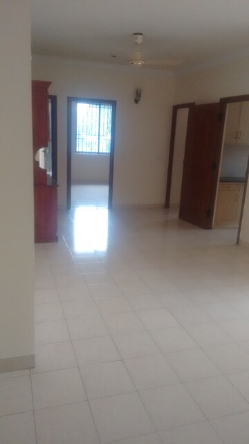 Room in 3 BHK Apartment at LnT Realty South City, Bannerghatta Road – for Rent