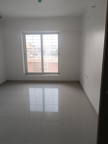 Room in 3 BHK Apartment at Supreme Belmac Residences, Kalyani Nagar – for Rent