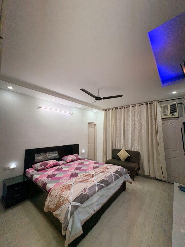 Bedroom, pir machalla 3 Bedroom 1850 Sq.Ft. Apartment In Pir Machalla Zirakpur 9089859