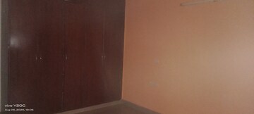Room in 3 BHK Builder Floor at Today Blossoms II, Sector 51 – for Rent