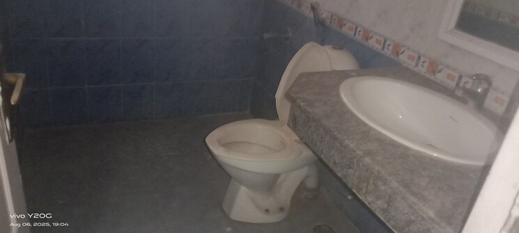 Bathroom, today-blossoms-ii 3 Bedroom 1399 Sq.Ft. Builder Floor In Sector 51 Gurgaon 9089885