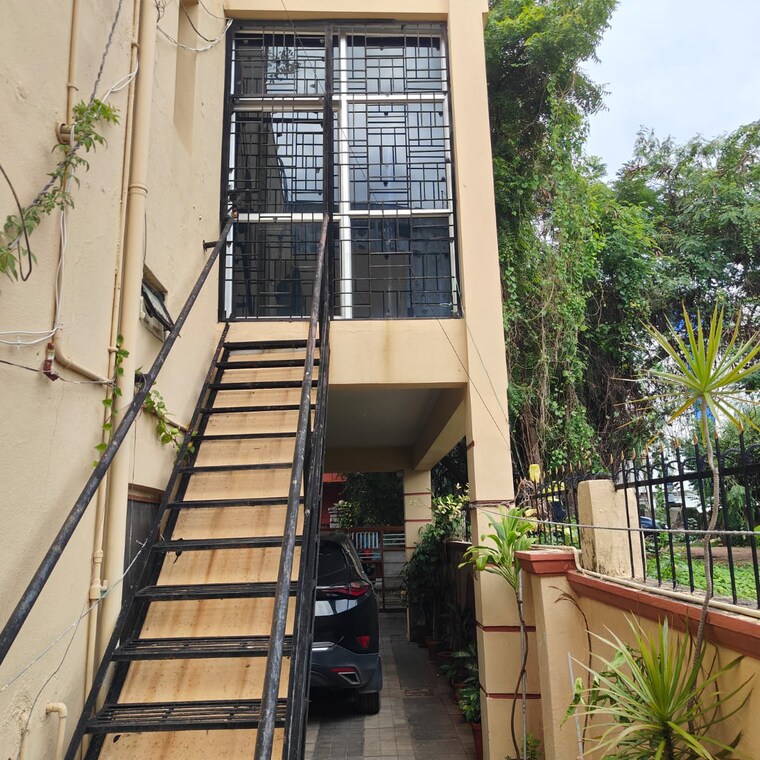 undefined, picket-castle 6+ Bedroom 3000 Sq.Ft. Independent House In West Marredpally Hyderabad 9089905