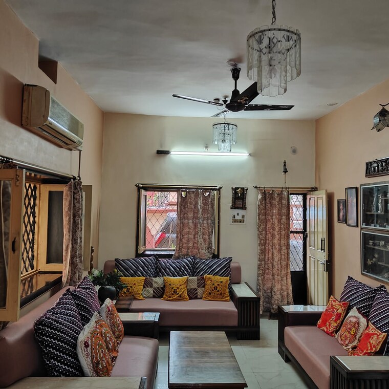 Living Room, picket-castle 6+ Bedroom 3000 Sq.Ft. Independent House In West Marredpally Hyderabad 9089905