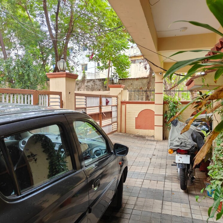  Parking, picket-castle 6+ Bedroom 3000 Sq.Ft. Independent House In West Marredpally Hyderabad 9089905