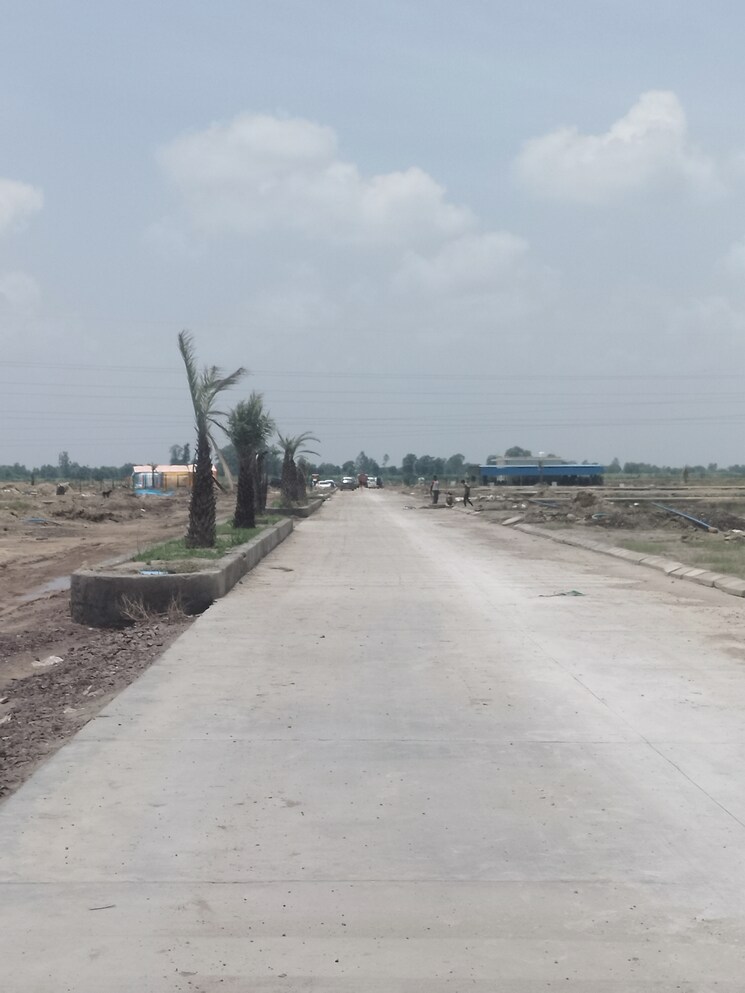 undefined, govardhan  200 Sq.Yd. Plot In Govardhan Mathura 9089908