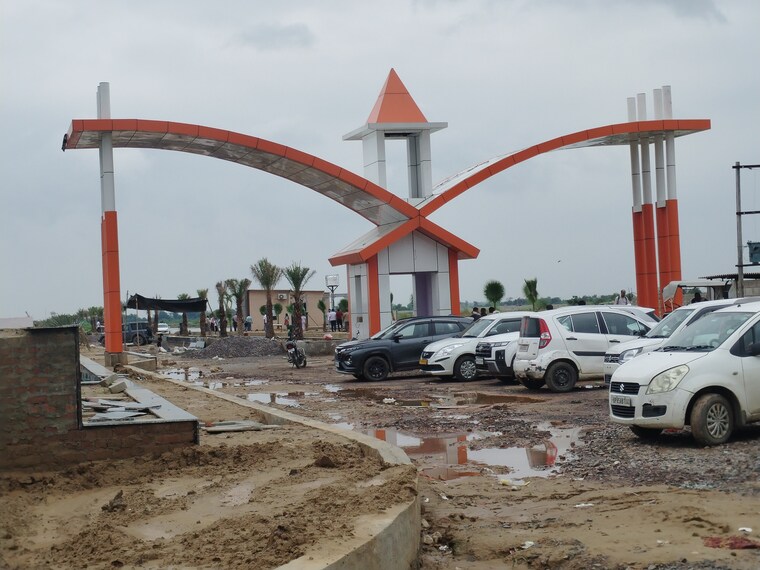 Exterior View, govardhan  200 Sq.Yd. Plot In Govardhan Mathura 9089908