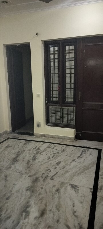 Room in 2 BHK Independent House at RWA Apartments Sector 47, Sector 47 – for Rent