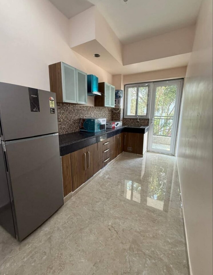 Kitchen, super-mart-1 1 Bedroom 900 Sq.Ft. Builder Floor In Sector 27 Gurgaon 9089940