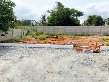  Plot For Sale in Bagalur rd