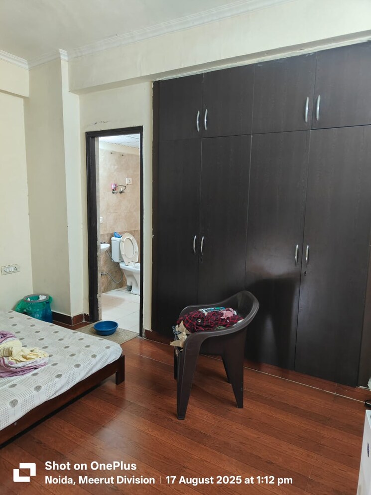 undefined, aims-golf-city 2.5 Bedroom 1150 Sq.Ft. Apartment In Sector 75 Noida 9089949