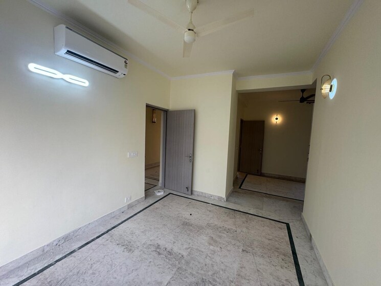 Room, orchid-island 2.5 Bedroom 1370 Sq.Ft. Builder Floor In Sector 51 Gurgaon 9089957