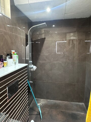 Furnished Amenities in 3 BHK Apartment at Rajhans Plaza, Ahinsa Khand 2 – for Rent