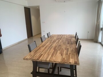 6+ BHK Apartment For Sale in Prabhadevi