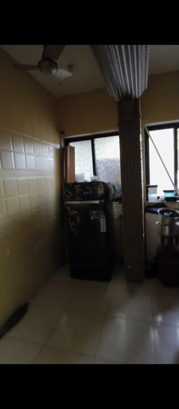 Parking in 1.5 BHK Apartment at Mazgaon – for Rent