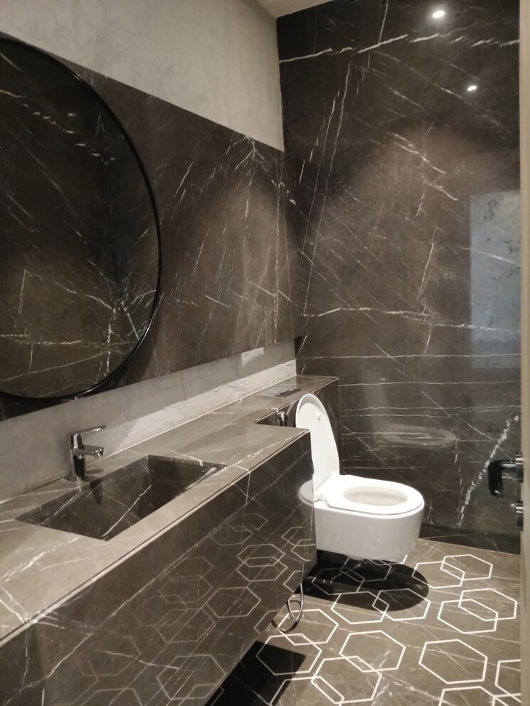 Bathroom, greater kailash i 3 Bedroom 208 Sq.Yd. Builder Floor In Greater Kailash I Delhi 9090026