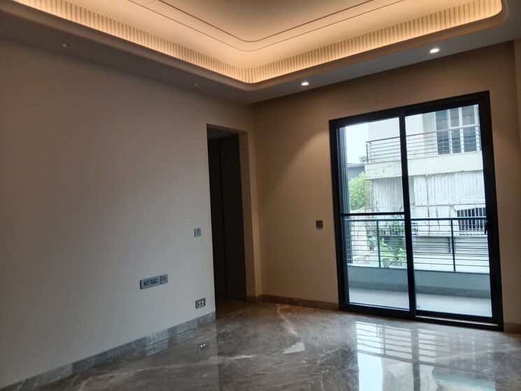 Room, greater kailash i 3 Bedroom 208 Sq.Yd. Builder Floor In Greater Kailash I Delhi 9090026