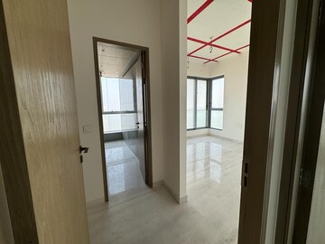  5 BHK Apartment at Hubtown 25 South, Prabhadevi – for Sale