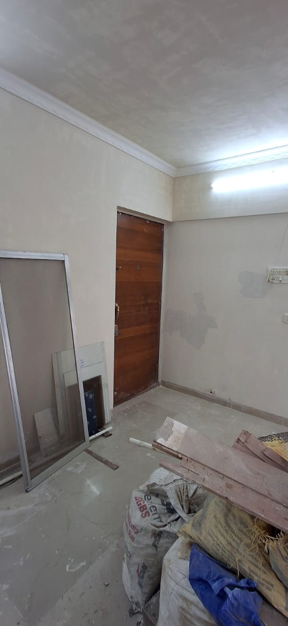 2 BHK + Extra Room Apartment For Rent in Dheeraj Ganga