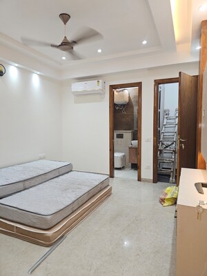 Furnished Amenities in 4 BHK Builder Floor at Sector 19 Dwarka – for Sale