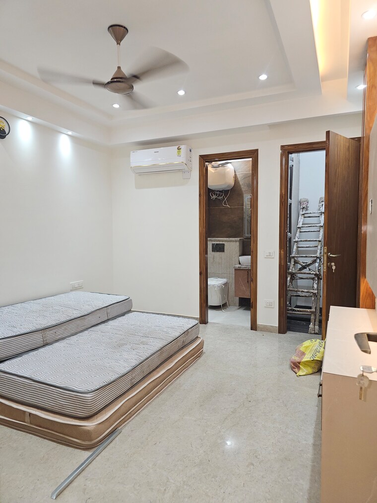 undefined, sector 19 dwarka 4 Bedroom 2250 Sq.Ft. Builder Floor In Sector 19 Dwarka Delhi 9090070
