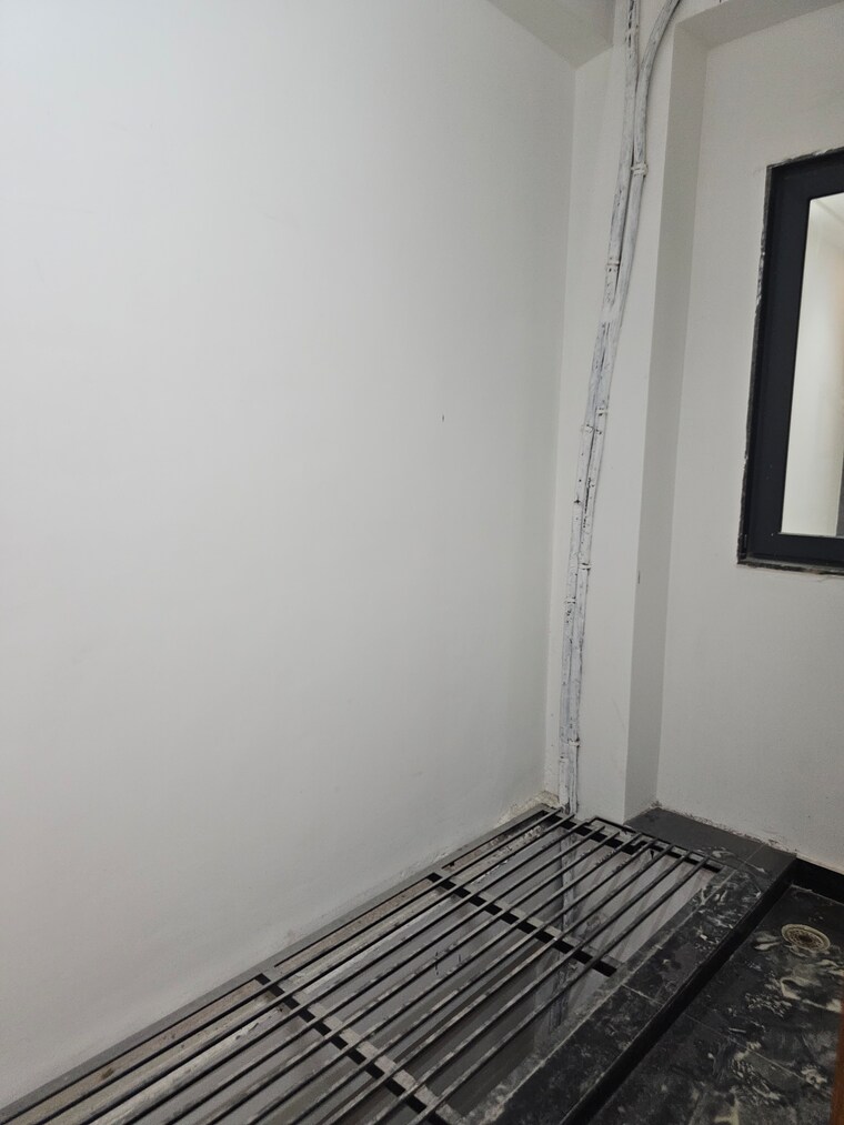 Room, sector 19 dwarka 4 Bedroom 2250 Sq.Ft. Builder Floor In Sector 19 Dwarka Delhi 9090070