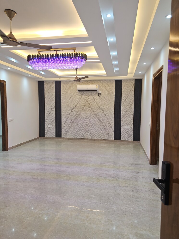 undefined, sector 19 dwarka 4 Bedroom 2250 Sq.Ft. Builder Floor In Sector 19 Dwarka Delhi 9090070