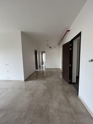 Room in 2 BHK Apartment at Kalpataru Radiance, Goregaon West – for Sale