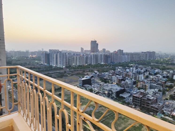 Balcony, prateek-grand-city 3 Bedroom 1795 Sq.Ft. Apartment In Siddharth Vihar Ghaziabad 9090110