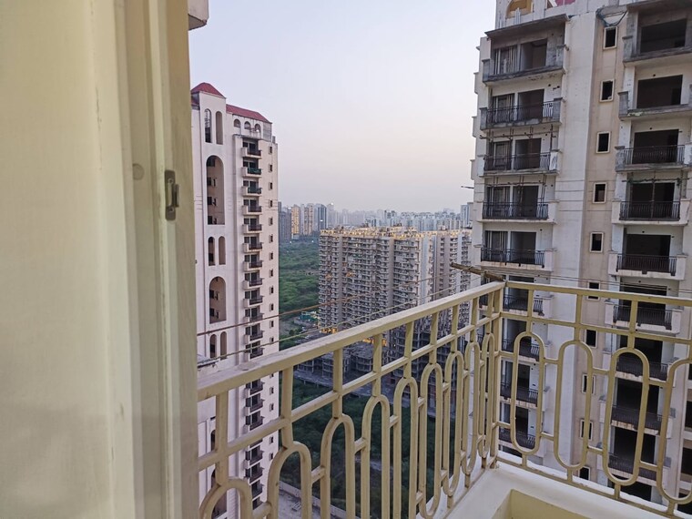 Exterior View, prateek-grand-city 3 Bedroom 1795 Sq.Ft. Apartment In Siddharth Vihar Ghaziabad 9090110
