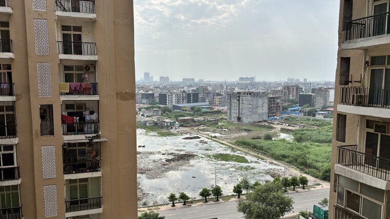 Exterior View, amrapali-zodiac 2 Bedroom 1075 Sq.Ft. Apartment In Sector 120 Noida 9090104