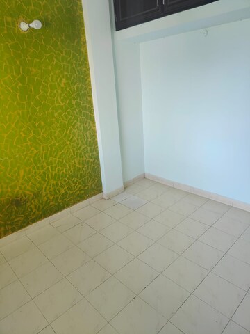 Room in 1 BHK Apartment at Paranjape Schemes Richmond Park, Rahatani – for Rent
