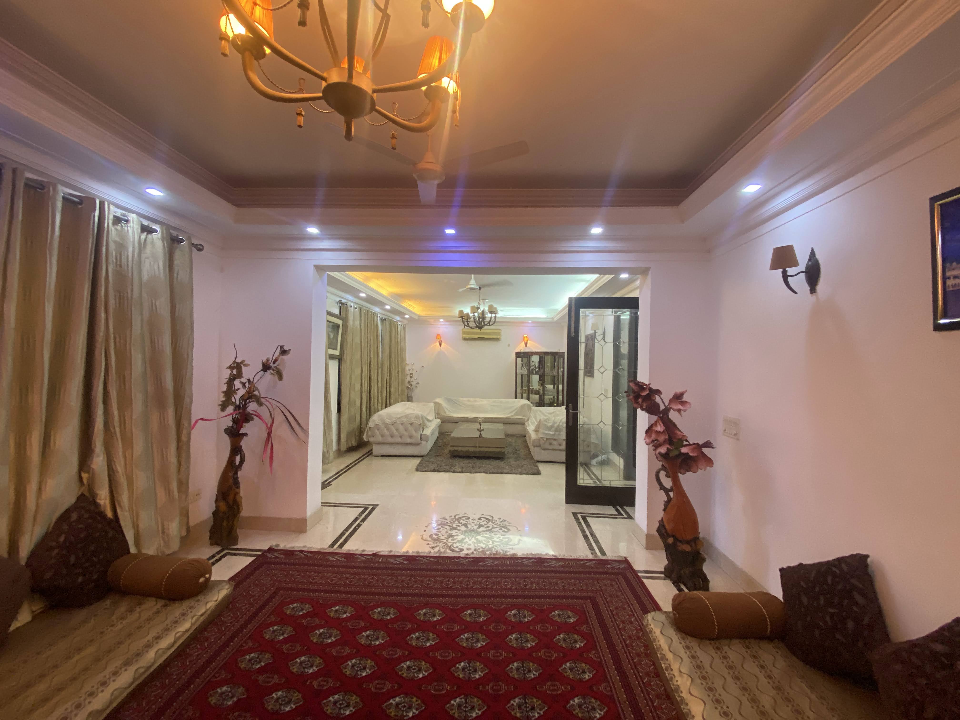 5 BHK + Pooja Room,Servant Room,Study Room,Extra Room Builder Floor For Sale in Home Hunter 