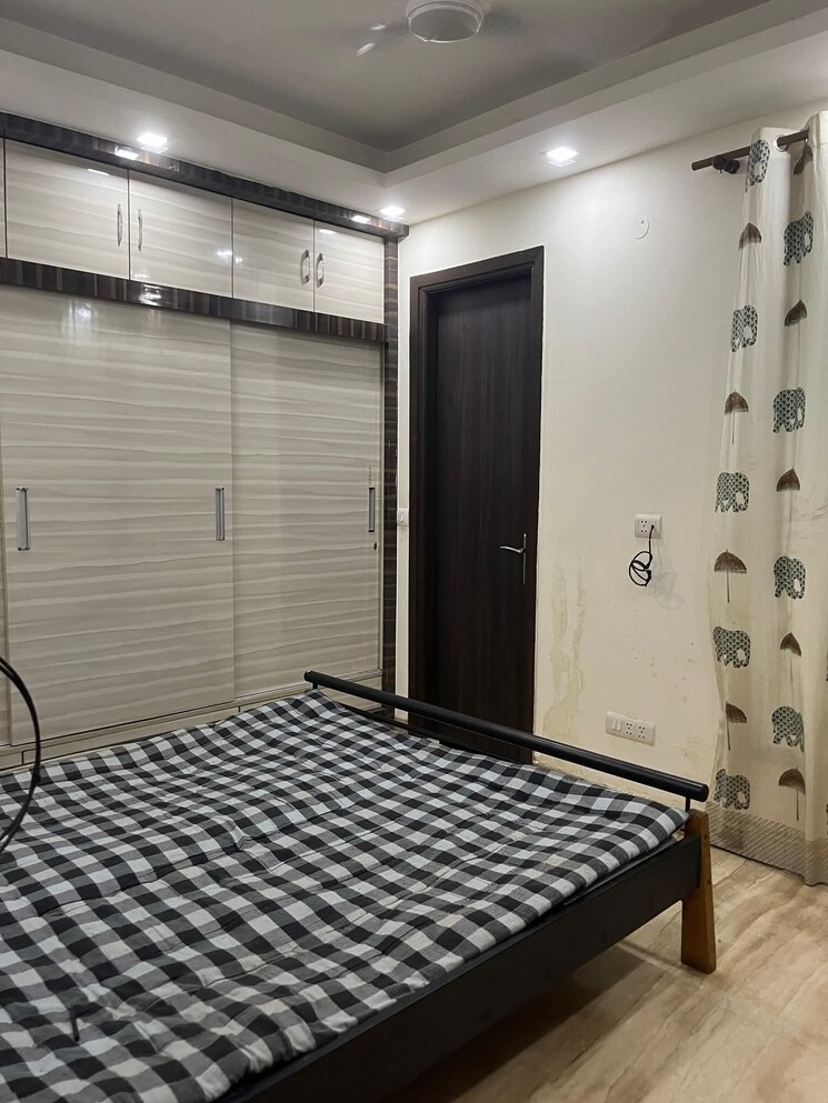 Bedroom, freedom fighters enclave 1 Bedroom 450 Sq.Ft. Builder Floor In Freedom Fighters Enclave Delhi 9090129