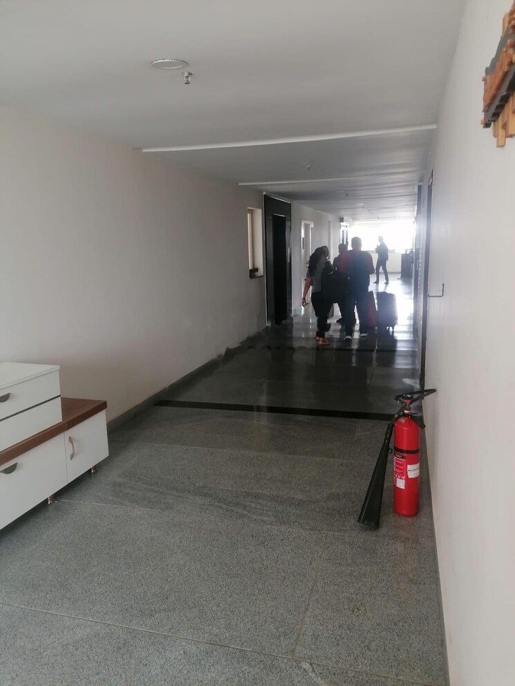 Room, smr-vinay-iconia-hyderabad 4 Bedroom 2925 Sq.Ft. Apartment In Kondapur Hyderabad 9090171