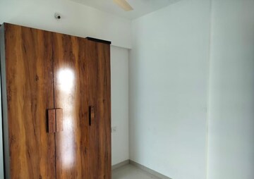 Room in 4 BHK Apartment at Somani Dream Home, Punawale – for Rent