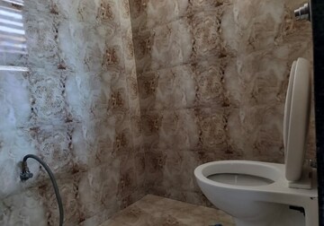 Bathroom in 4 BHK Apartment at Somani Dream Home, Punawale – for Rent