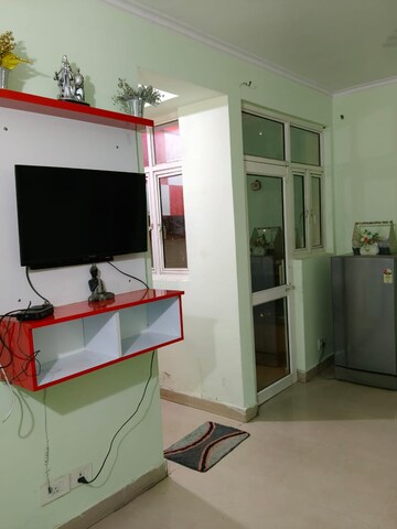 Room in 2 BHK Apartment at Supertech Ecovillage II, Sector 16b Greater Noida – for Rent