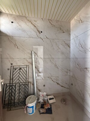 Room in 2 BHK Builder Floor at Vaishali Sector 9 – for Sale