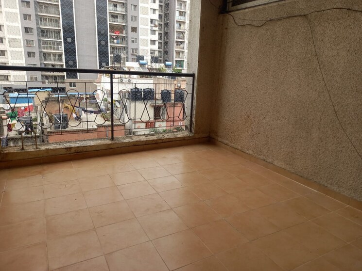 Balcony, gkg-the-kings-way 2 Bedroom 1000 Sq.Ft. Apartment In Ghorpadi Pune 9090130