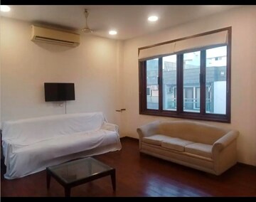 1 BHK Builder Floor For Rent in Saket