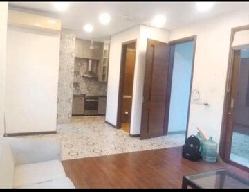 Room in 1 BHK Builder Floor at Saket – for Rent