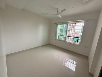 Bedroom in 3 BHK Apartment at DLH Orchid, Andheri West – for Rent