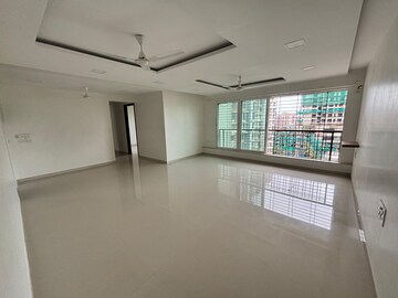 Bedroom in 3 BHK Apartment at DLH Orchid, Andheri West – for Rent