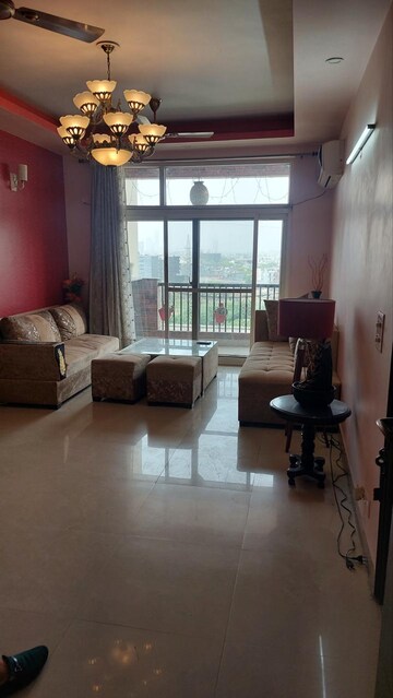 Living Room in 3.5 BHK Apartment at Amrapali Silicon City, Sector 76 – for Rent