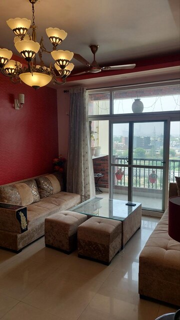 Living Room in 3.5 BHK Apartment at Amrapali Silicon City, Sector 76 – for Rent