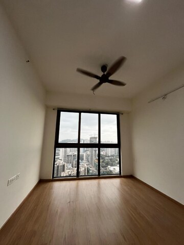 Master Bedroom in 2 BHK Apartment at Gauri Excellency, Kandivali West – for Rent