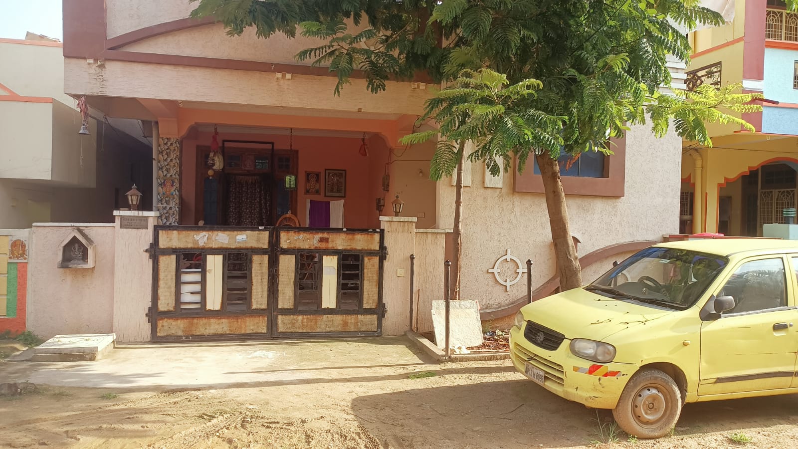 2 BHK + Pooja Room Independent House For Sale in Suresh K Nilayam 