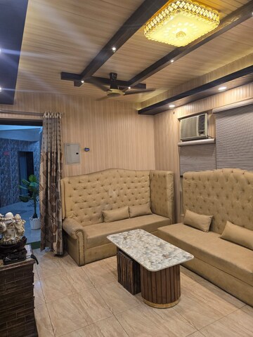 Living Room in 2.5 BHK Apartment at Divyansh Flora, Sector 16c Greater Noida – for Sale