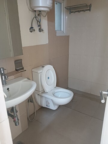 Bathroom in 3.5 BHK Apartment at Satguru Apartments, Sector 52 – for Rent